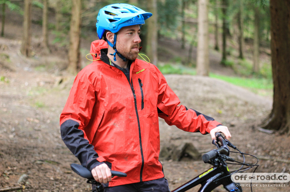 Altura race store waterproof jacket